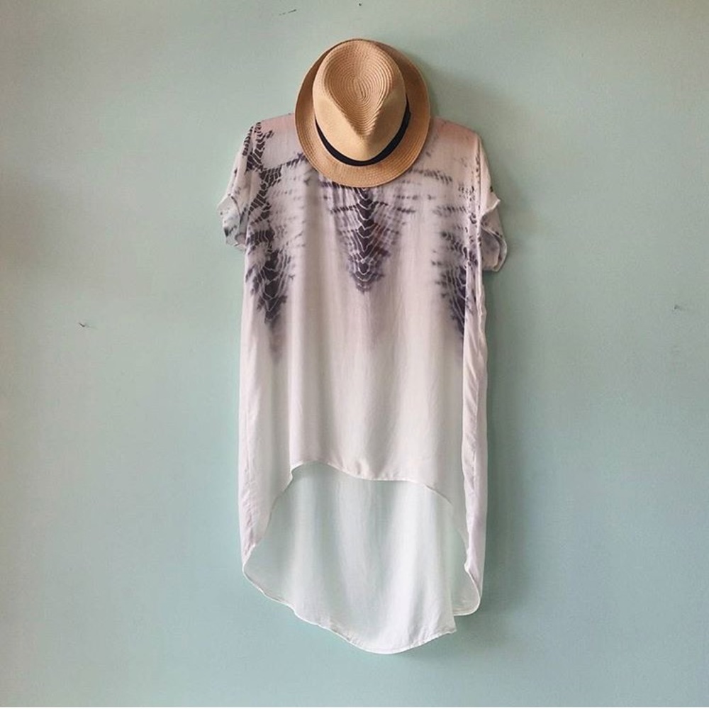 Olive & Oak Hi low tie dye top size Small